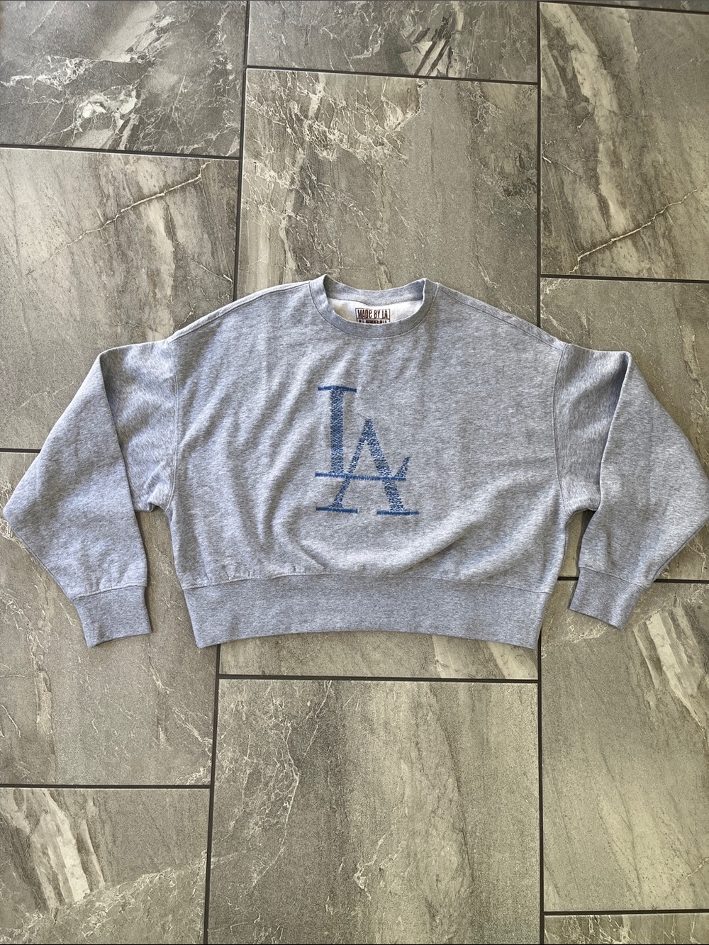 💙 Made By LA Dodgers Fan Oversized Cropped Sweatshirt Size Medium Baseball